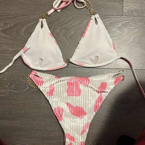 Swimsuit - Picture 2 of 2